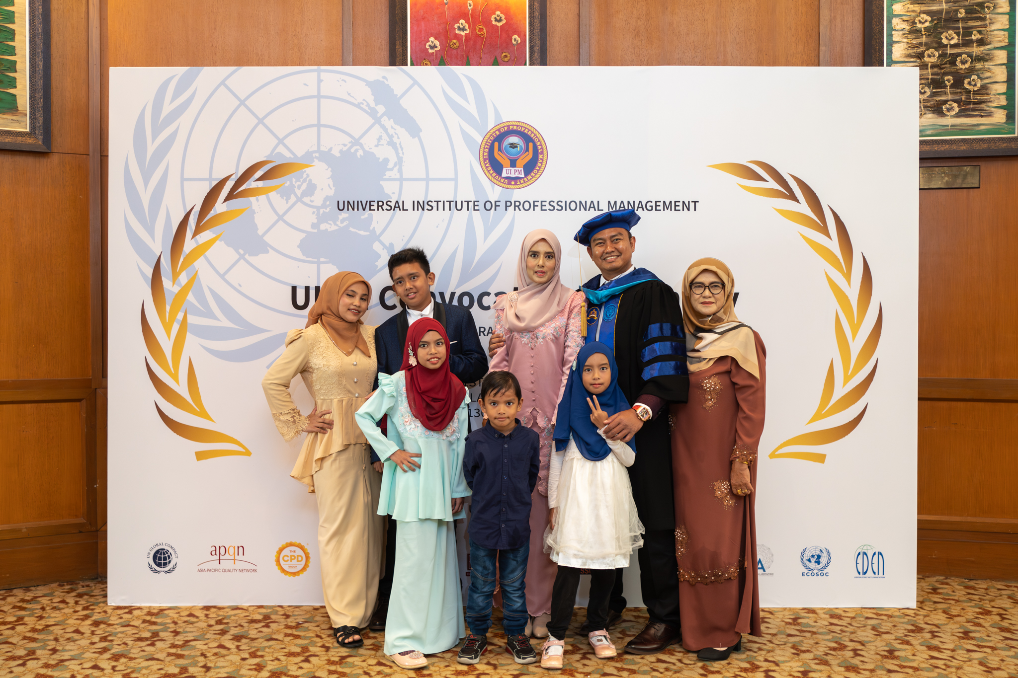 APT-7450 (Dr. Azrizal Family)