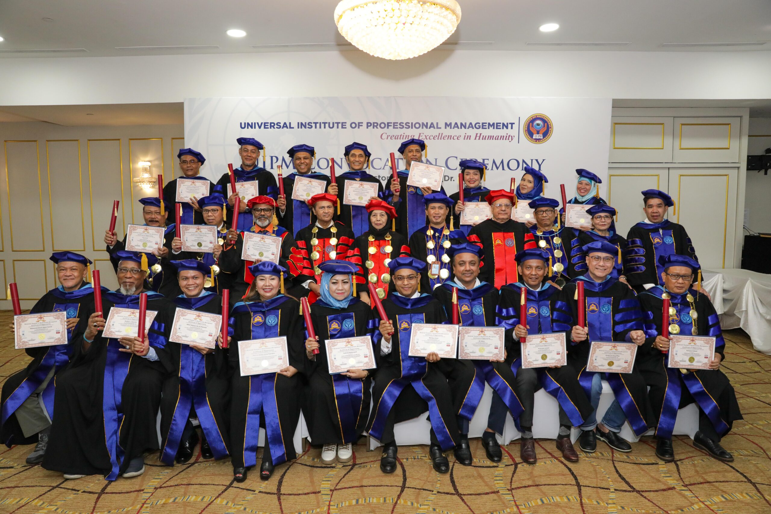 DG4A8537-Group-Photo